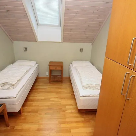 12 Person In Ferienhaus *