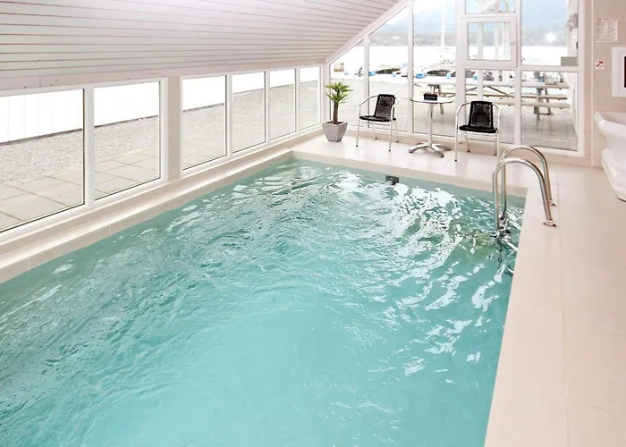 12 Person In Jelsa Ferienhaus *