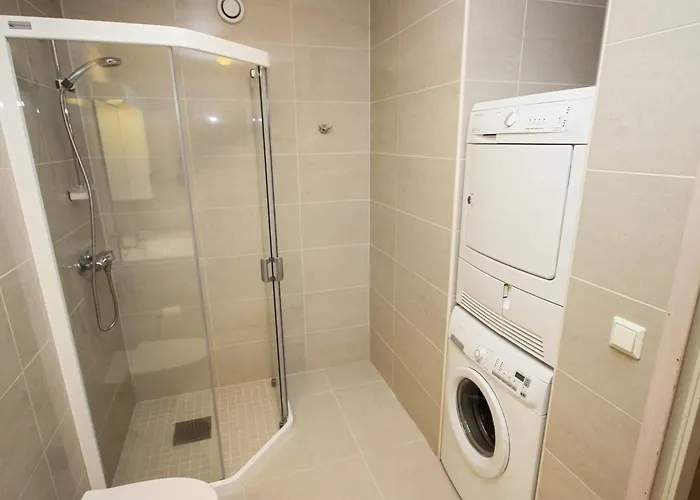 12 Person In Jelsa Ferienhaus *